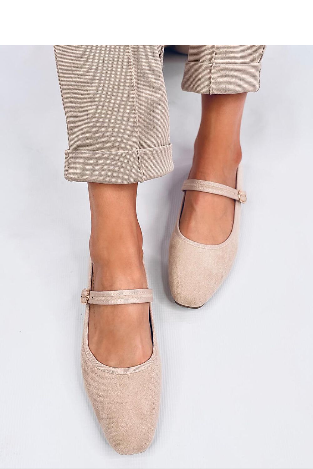 Baleriny w stylu Mary Jane GOLINS BEIGE - Inello