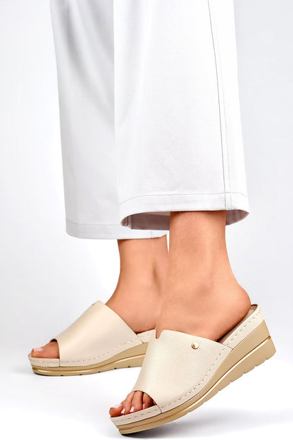  Sandał Klapki Model GD-FL1245BE Beige - PRIMO 