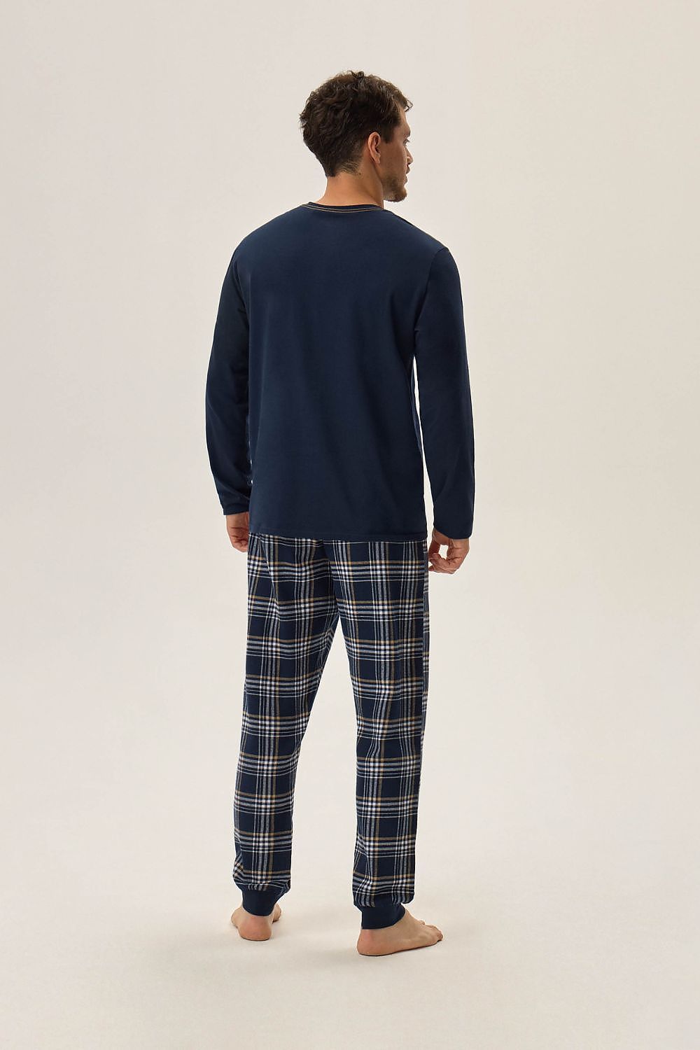   Piżama Męska Model Honor 41919-59X Navy - Henderson 