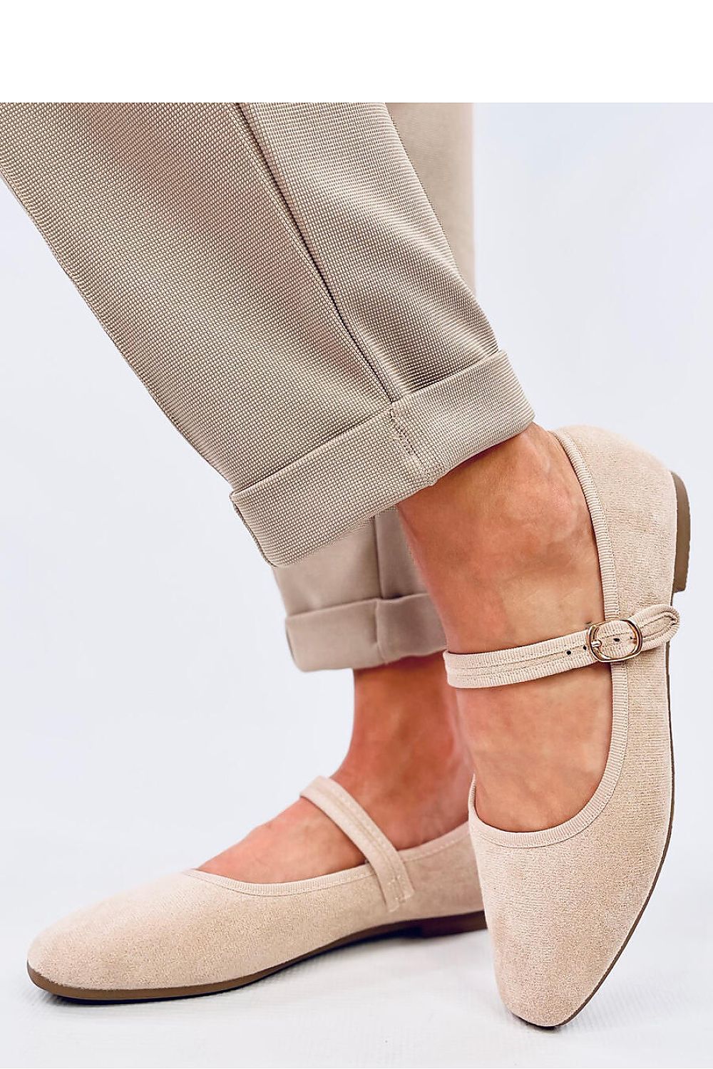   Baleriny w stylu Mary Jane GOLINS BEIGE - Inello 