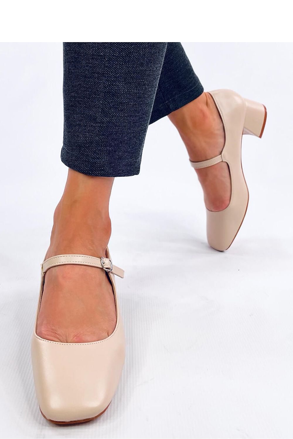   Czółenka na obcasie w stylu Mary Jane KELSEY BEIGE - Inello 