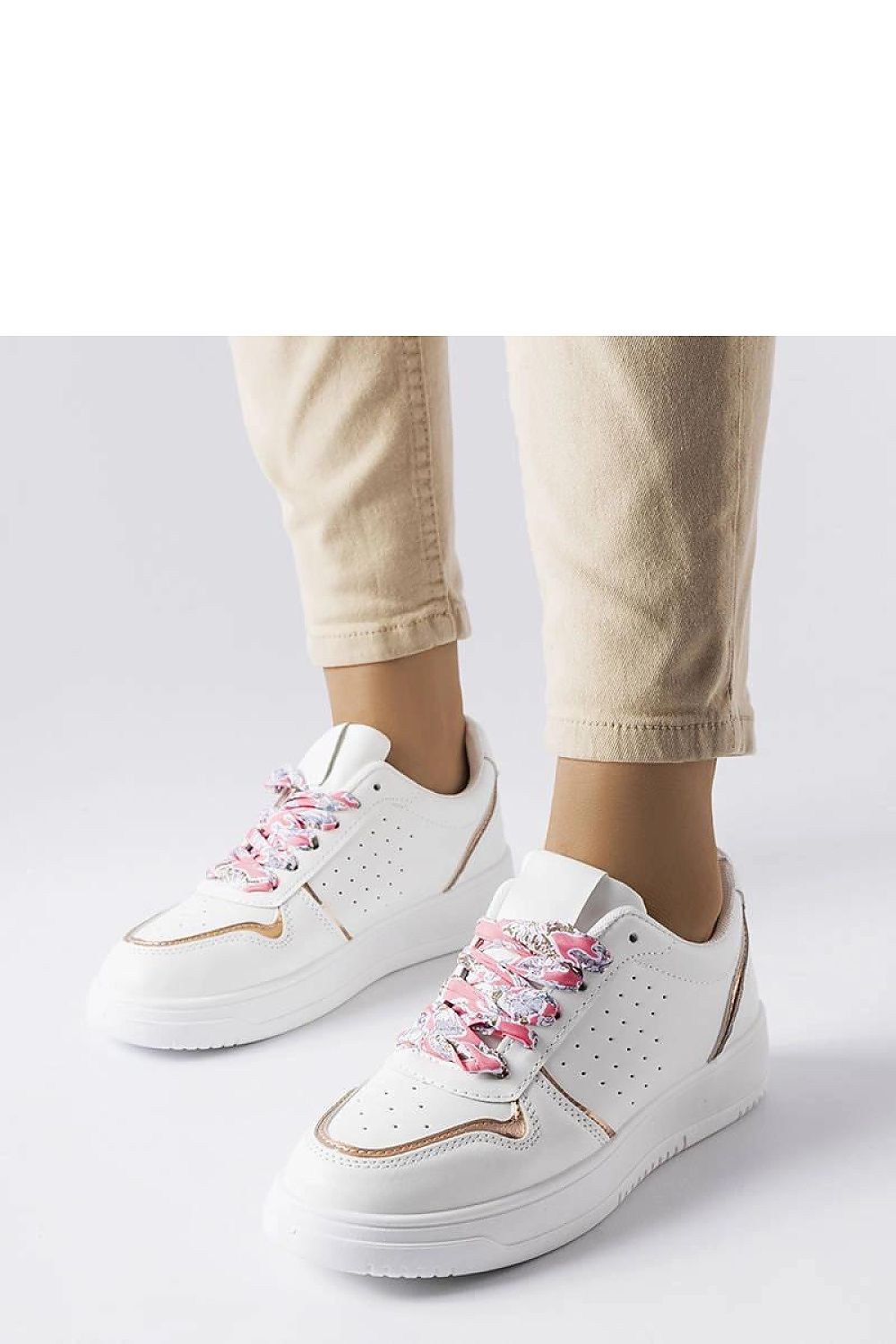   Białe sneakersy wiązane wstążką Pryor - Solea 