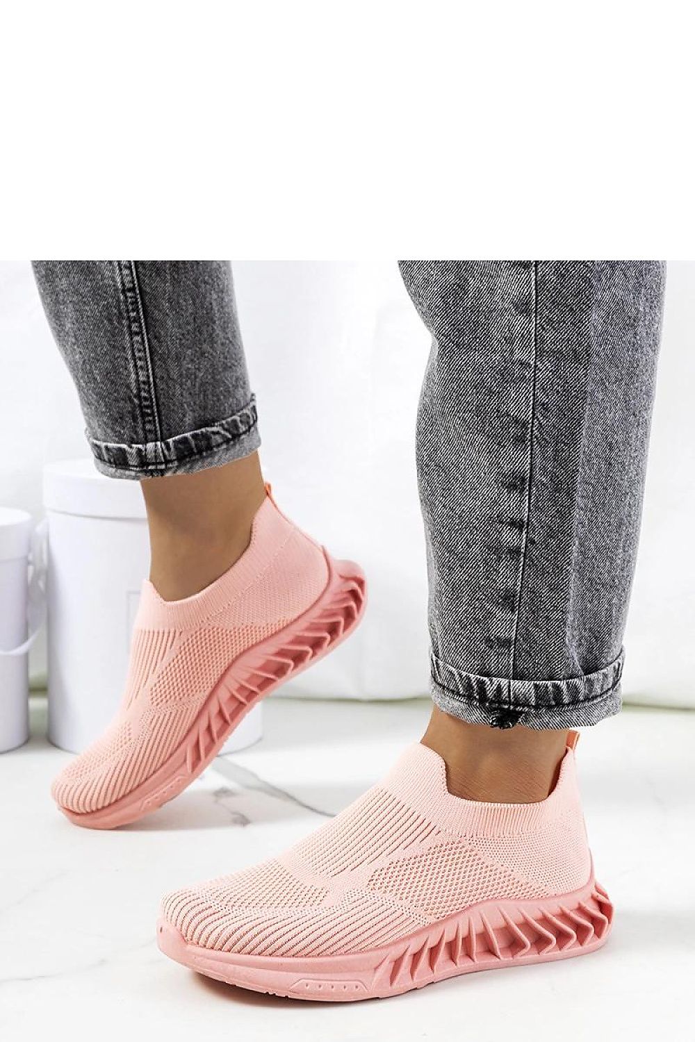   Różowe sneakersy sportowe Neda - Solea 