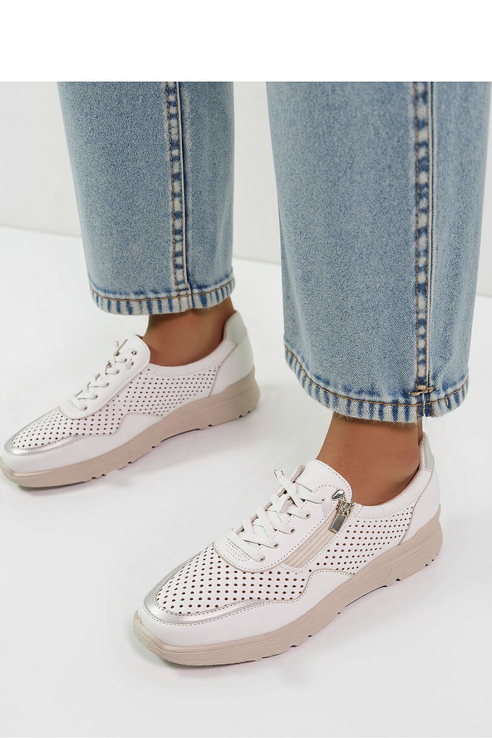   Damskie Sneakersy AVERIA WHITE ? Komfort i Elegancja na Każdy Dzień - Inello 