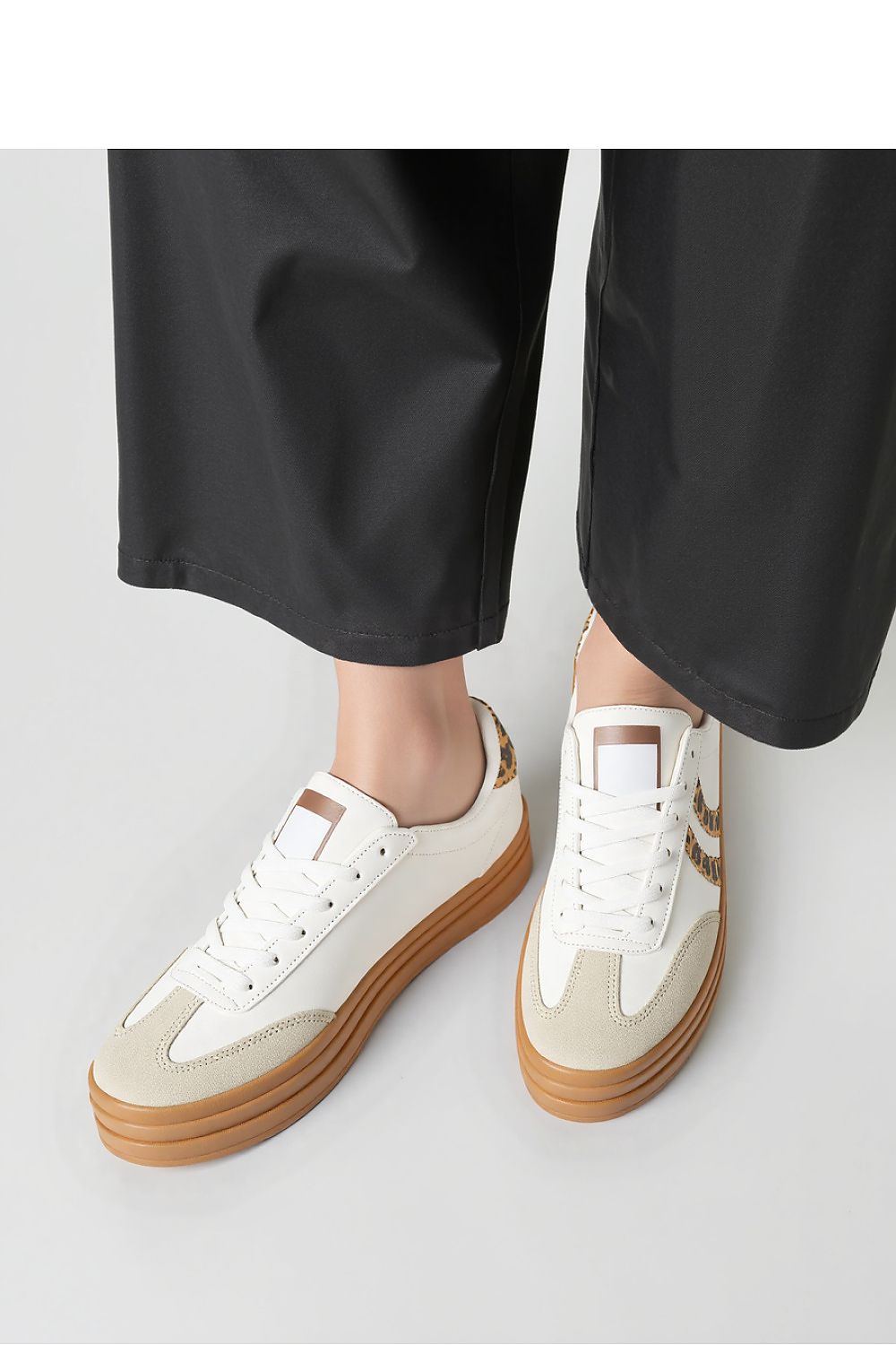   Damskie Sneakersy LUMI Leopard - Inello 