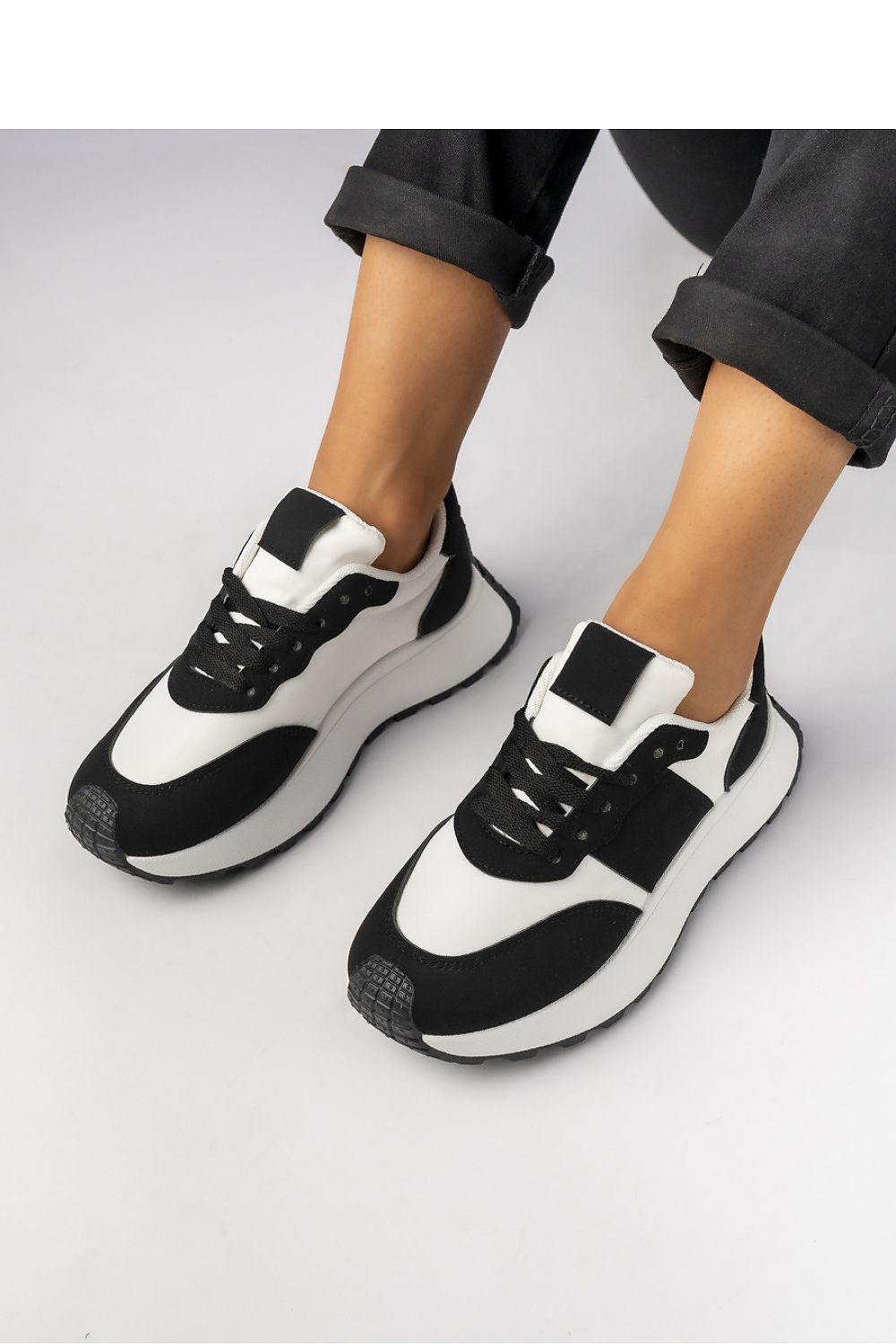   Damskie Sneakersy ? Czarny  Biały RAVEN BLACK - Inello 