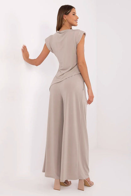  Spodnie Komplet Model DHJ-KMPL-20757.85 Dark Beige - Italy Moda 