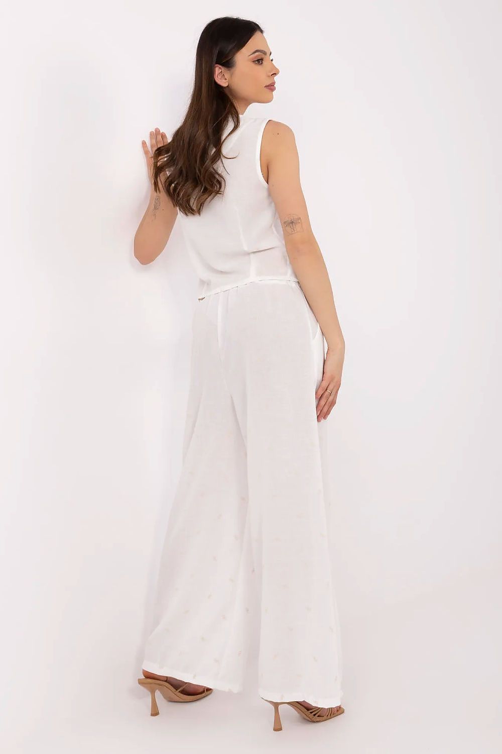 Spodnie Komplet Model DHJ-KMPL-20882.66 White - Italy Moda 