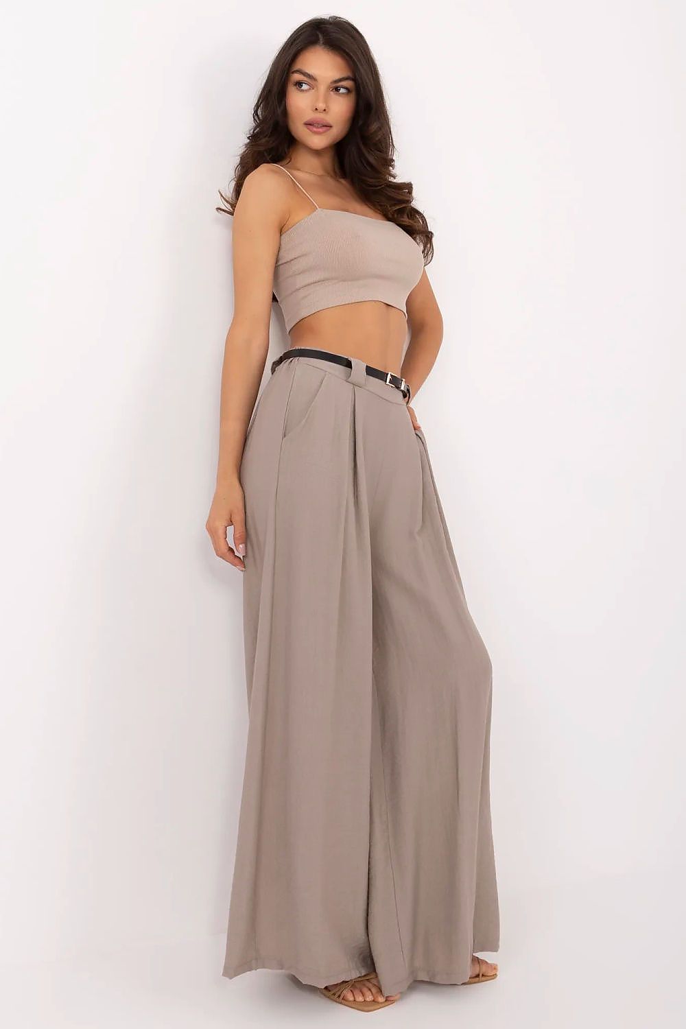  Spodnie Damskie Model MI-SP-A2476.95 Dark Beige - Italy Moda 