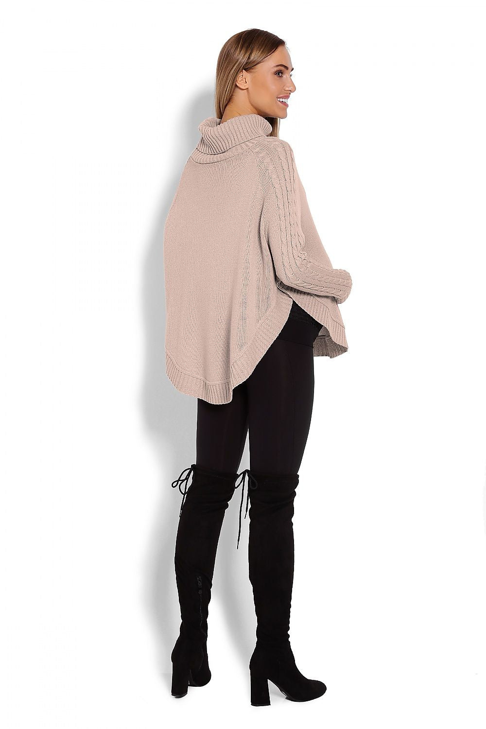  Sweter Ponczo Model 70009C Latte - PeeKaBoo 