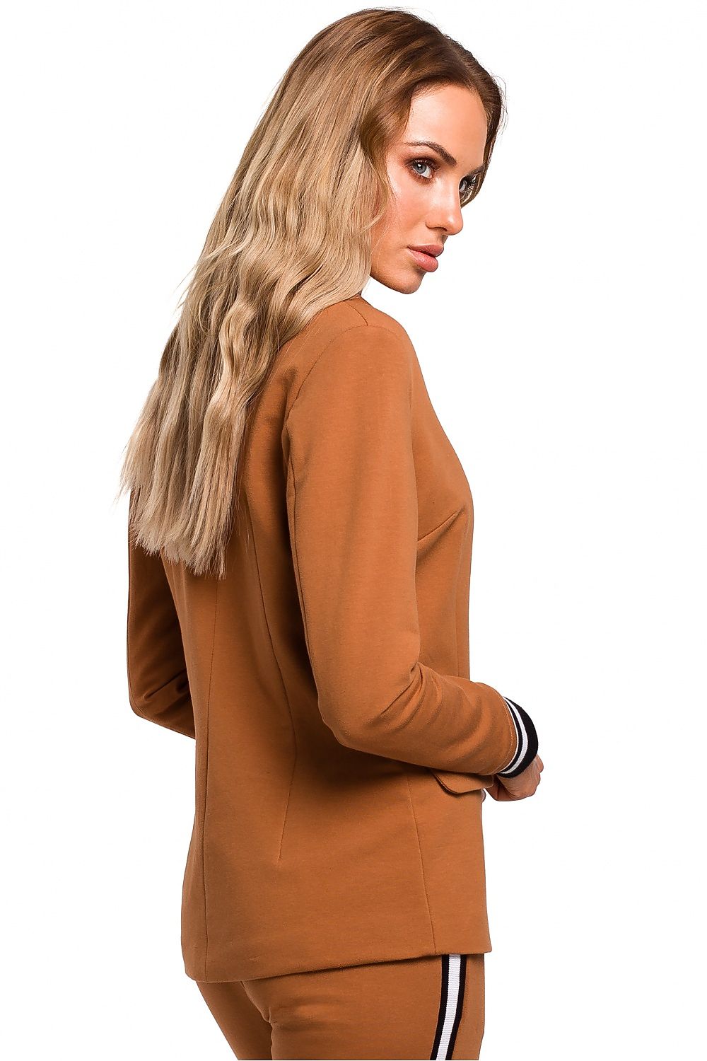   Żakiet Model MOE459 Carmel - Moe 