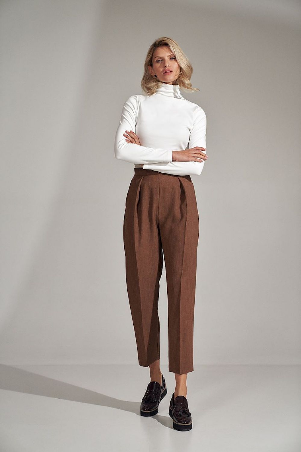  Spodnie Damskie Model M720 Brown - Figl 