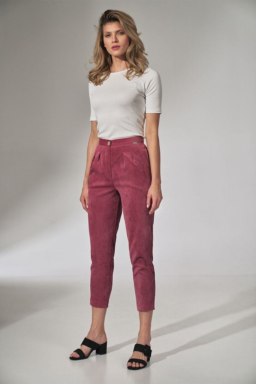  Spodnie Damskie Model M742 Pink - Figl 