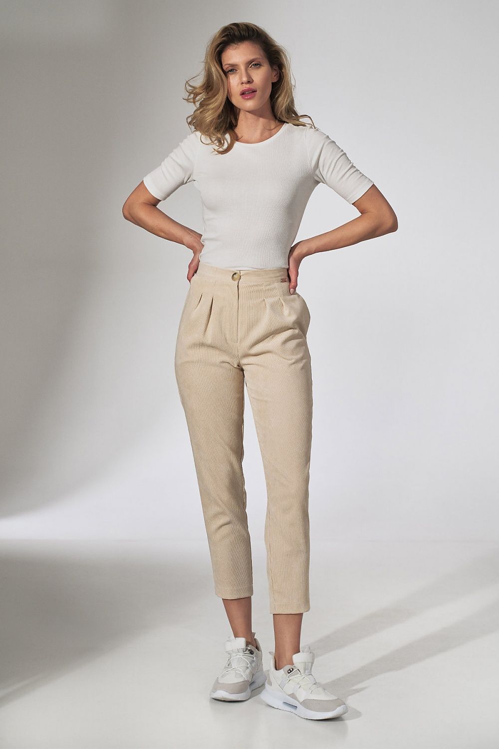  Spodnie Damskie Model M742 Beige - Figl 