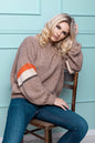   Sweter Damski Model 30079 Cappuccino - PeeKaBoo 