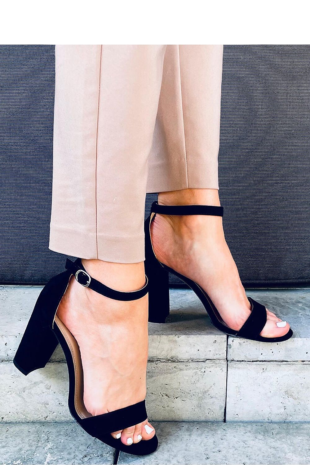  Sandałki na obcasie ARIEL BLACK SUEDE - Inello 