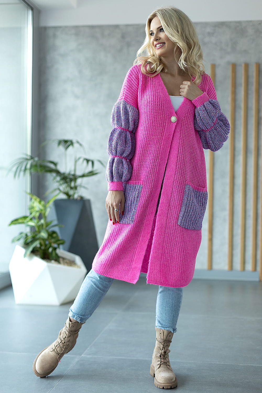  Sweter Kardigan Model 30086 Neon Pink - PeeKaBoo 
